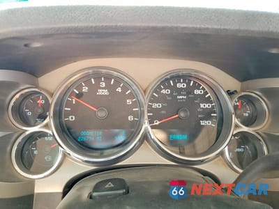 Zdjęcie 9 z 12 samochodu: 2010 GMC SIERRA C1500 SLE VIN:1GTSCVE00AZ232195 - miniatura