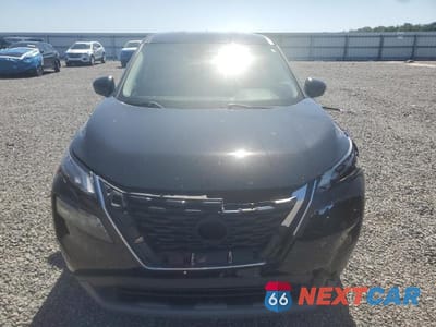 Piąte zdjęcie samochodu w środku: 2023 NISSAN ROGUE S VIN:5N1BT3AB5PC904674 - miniatura