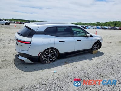 Trzecie zdjęcie samochodu z tyłu: 2025 BMW IX XDRIVE50 VIN:WB523CF02SCU70598 - miniatura