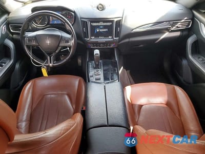 Zdjęcie 8 z 13 samochodu: 2019 MASERATI LEVANTE VIN:ZN661XUA6KX322668 - miniatura
