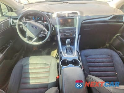 Zdjęcie 8 z 12 samochodu: 2016 FORD FUSION SE VIN:3FA6P0HD5GR383432 - miniatura