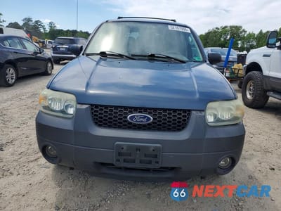 Piąte zdjęcie samochodu w środku: 2006 FORD ESCAPE 4D XLT VIN:1FMYU03136KA29030 - miniatura