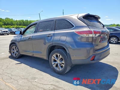 Drugie zdjęcie samochodu z przodu: 2015 TOYOTA HIGHLANDER XLE VIN:5TDJKRFH6FS104904 - miniatura
