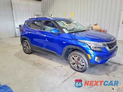 Czwarte zdjęcie samochodu z boku: 2022 KIA SELTOS SX VIN:KNDETCA25N7277580 - miniatura