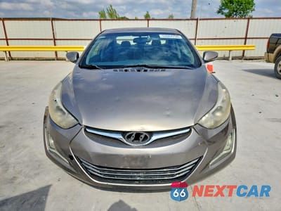 Piąte zdjęcie samochodu w środku: 2014 HYUNDAI ELANTRA LIMITED VIN:5NPDH4AE2EH529665 - miniatura