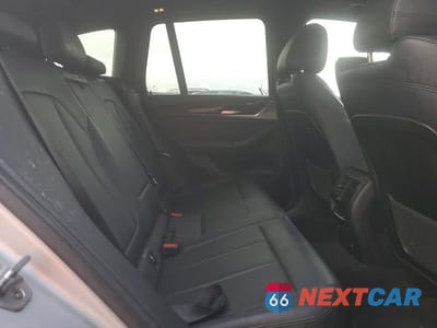 Zdjęcie 11 z 13 samochodu: 2018 BMW X3 XDRIVE30I VIN:5UXTR9C56JLC73007 - miniatura
