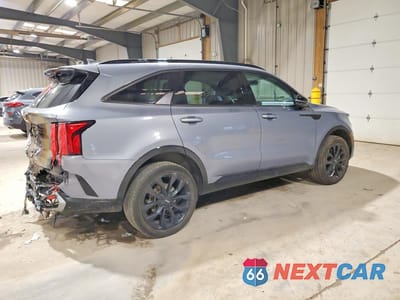 Trzecie zdjęcie samochodu z tyłu: 2022 KIA SORENTO SX VIN:5XYRKDLF4NG119213 - miniatura