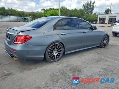 Trzecie zdjęcie samochodu z tyłu: 2019 MERCEDES-BENZ E AMG 53 4MATIC VIN:WDDZF6BB8KA570273 - miniatura