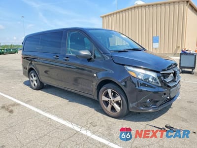 Czwarte zdjęcie samochodu z boku: 2019 MERCEDES-BENZ METRIS VIN:WD4PG2EE4K3510885 - miniatura