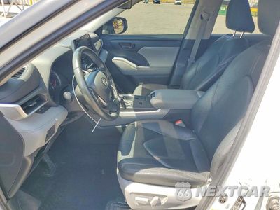 Zdjęcie 7 z 14 samochodu: 2022 TOYOTA HIGHLANDER LE VIN:5TDZZRAH4NS555656 - miniatura