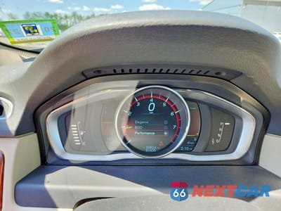 Zdjęcie 9 z 12 samochodu: 2015 VOLVO S80 PREMIER+ VIN:YV126MAC8F1184074 - miniatura