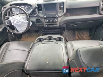 Zdjęcie 8 z 12 samochodu: 2022 DODGE RAM 3500 VIN:3C63R2GL2NG276477 - miniatura