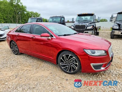 Czwarte zdjęcie samochodu z boku: 2020 LINCOLN MKZ RESERVE VIN:3LN6L5LUXLR619007 - miniatura