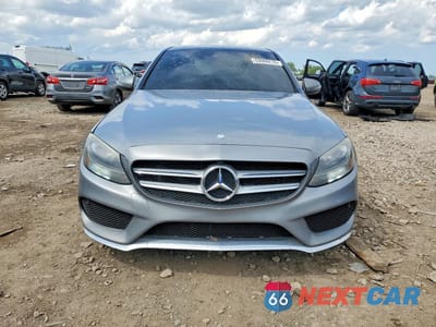 Piąte zdjęcie samochodu w środku: 2016 MERCEDES-BENZ C 300 VIN:55SWF4JB2GU158303 - miniatura