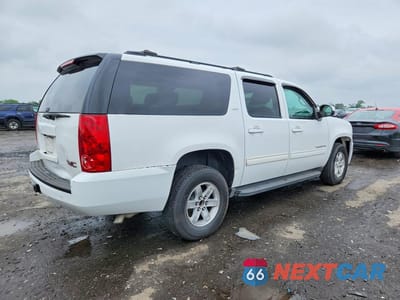 Trzecie zdjęcie samochodu z tyłu: 2013 GMC YUKON XL K1500 SLT VIN:1GKS2KE73DR177345 - miniatura