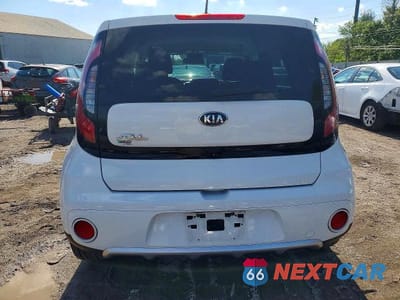 Zdjęcie 6 z 12 samochodu: 2018 KIA SOUL + VIN:KNDJP3A59J7610726 - miniatura