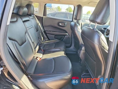 Zdjęcie 11 z 13 samochodu: 2019 JEEP COMPASS LIMITED VIN:3C4NJDCB4KT659728 - miniatura