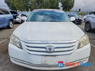 Piąte zdjęcie samochodu w środku: 2006 TOYOTA AVALON XL VIN:4T1BK36B66U126468 - miniatura