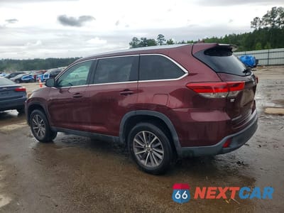 Drugie zdjęcie samochodu z przodu: 2019 TOYOTA HIGHLANDER XLE VIN:5TDKZRFH1KS320850 - miniatura