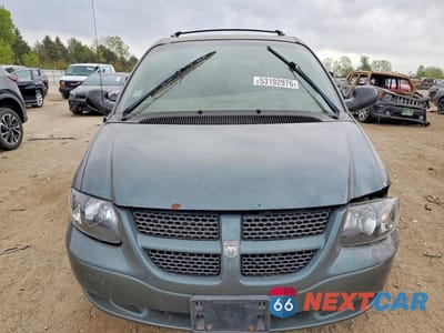 Piąte zdjęcie samochodu w środku: 2002 DODGE GRAND CARAVAN SPORT VIN:2B4GP44332R515909 - miniatura