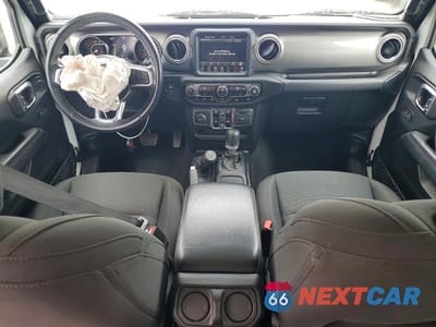 Zdjęcie 8 z 13 samochodu: 2021 JEEP WRANGLER UNLIMITED SAHARA VIN:1C4HJXEN4MW689315 - miniatura