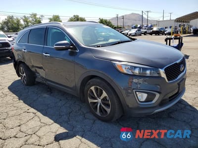 Czwarte zdjęcie samochodu z boku: 2016 KIA SORENTO EX VIN:5XYPH4A52GG044322 - miniatura