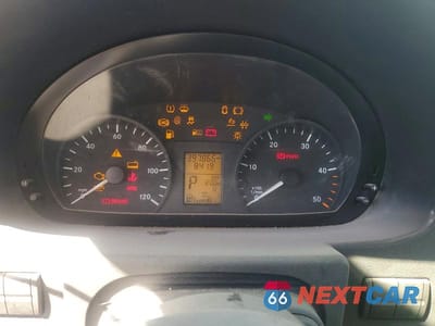 Zdjęcie 9 z 13 samochodu: 2011 MERCEDES BENZ SPRINTER 2500 DELIVERY VAN VIN:WD3PE8CB9B5606408 - miniatura
