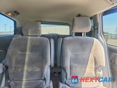Zdjęcie 10 z 13 samochodu: 2004 TOYOTA SIENNA VIN:5TDZA23C94S146390 - miniatura