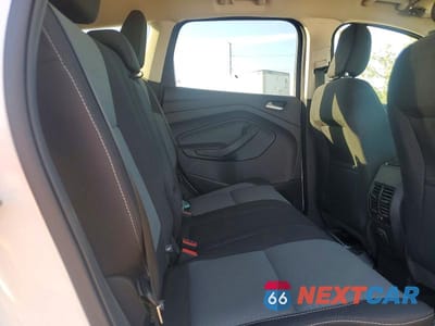 Zdjęcie 11 z 13 samochodu: 2018 FORD ESCAPE SE VIN:1FMCU0GD0JUC69597 - miniatura
