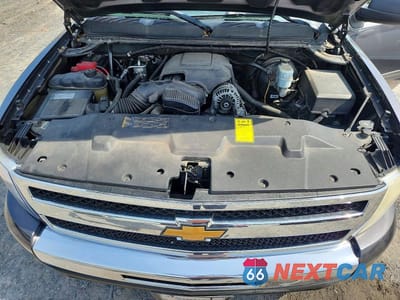 Zdjęcie 11 z 12 samochodu: 2010 CHEVROLET SILVERADO K1500 LT VIN:3GCRKSE32AG196603 - miniatura