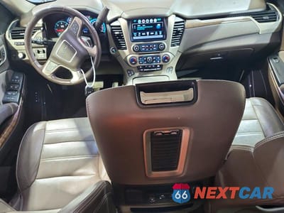 Zdjęcie 8 z 13 samochodu: 2018 GMC YUKON XL DENALI VIN:1GKS2HKJ2JR308117 - miniatura