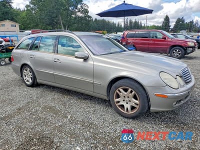 Czwarte zdjęcie samochodu z boku: 2005 MERCEDES-BENZ E 320 4MATIC VIN:WDBUH82J75X170772 - miniatura