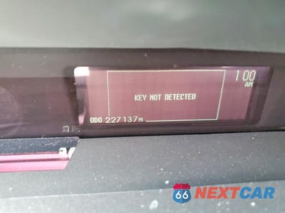 Zdjęcie 9 z 13 samochodu: 2015 TOYOTA PRIUS TWO VIN:JTDKN3DU5F0480151 - miniatura