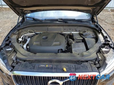 Zdjęcie 12 z 13 samochodu: 2018 VOLVO XC60 T5 MOMENTUM VIN:YV4102RK2J1090510 - miniatura