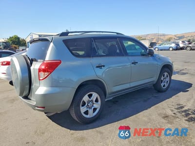 Trzecie zdjęcie samochodu z tyłu: 2008 TOYOTA RAV4 BASE VIN:JTMZD33V386077734 - miniatura