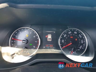 Zdjęcie 9 z 14 samochodu: 2019 TOYOTA RAV4 XLE VIN:JTMW1RFV4KD037594 - miniatura