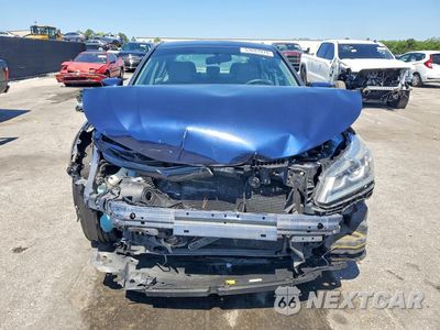 Piąte zdjęcie samochodu w środku: 2017 HONDA ACCORD LX VIN:1HGCR2F37HA063264 - miniatura
