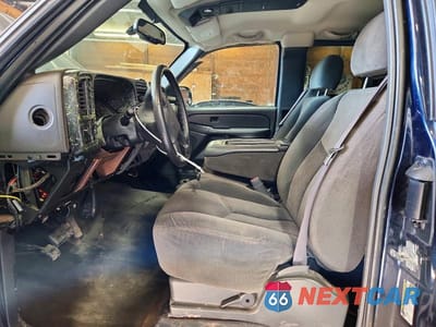 Zdjęcie 7 z 13 samochodu: 2005 CHEVROLET SILVERADO K1500 VIN:2GCEK19B251306056 - miniatura