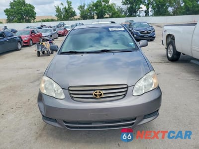 Piąte zdjęcie samochodu w środku: 2004 TOYOTA COROLLA LE VIN:1NXBR38EX4Z236231 - miniatura