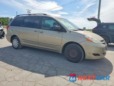 Czwarte zdjęcie samochodu z boku: 2008 TOYOTA SIENNA LE 7-PASSENGER VIN:5TDZK23C68S166065 - miniatura