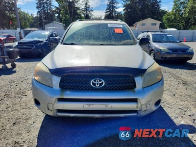Piąte zdjęcie samochodu w środku: 2007 TOYOTA RAV4 BASE VIN:JTMBD33V176026782 - miniatura