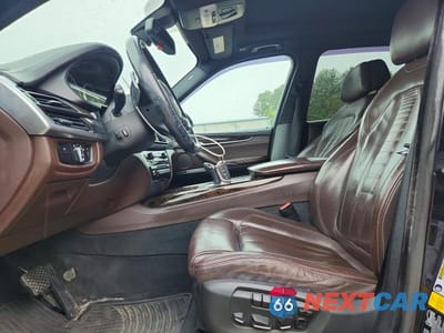 Zdjęcie 7 z 13 samochodu: 2014 BMW X5 XDRIVE35I VIN:5UXKR0C55E0H18352 - miniatura