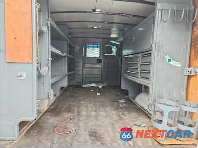 Zdjęcie 10 z 13 samochodu: 2018 NISSAN NV 3500 HD SV VIN:1N6AF0KY8JN811455 - miniatura