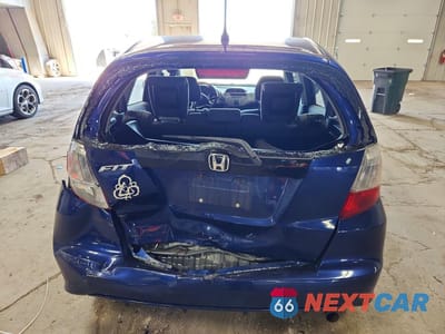 Zdjęcie 6 z 13 samochodu: 2013 HONDA FIT VIN:JHMGE8H37DC075195 - miniatura