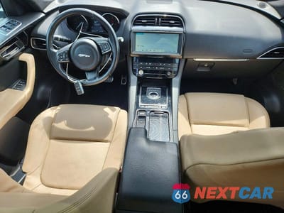 Zdjęcie 8 z 12 samochodu: 2019 JAGUAR F-PACE PREMIUM VIN:SADCJ2FX8KA366235 - miniatura