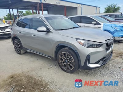 Czwarte zdjęcie samochodu z boku: 2026 BMW X1 XDRIVE28I VIN:WBX73EF04T5474215 - miniatura