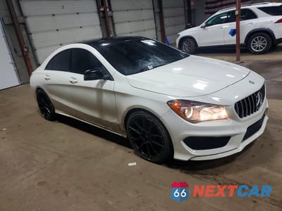 Czwarte zdjęcie samochodu z boku: 2014 MERCEDES-BENZ CLA 250 VIN:WDDSJ4EB2EN044072 - miniatura