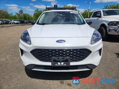 Piąte zdjęcie samochodu w środku: 2022 FORD ESCAPE SE VIN:1FMCU9G65NUA64935 - miniatura
