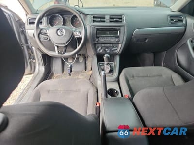 Zdjęcie 8 z 12 samochodu: 2015 VOLKSWAGEN JETTA SE VIN:3VWB17AJ0FM412749 - miniatura
