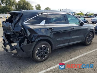 Trzecie zdjęcie samochodu z tyłu: 2025 KIA SORENTO S VIN:5XYRL4JC8SG384802 - miniatura